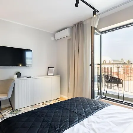 아파트 Stunning Views Luxury 부쿠레슈티