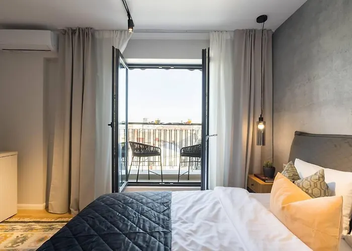Stunning Views Luxury Apartman *