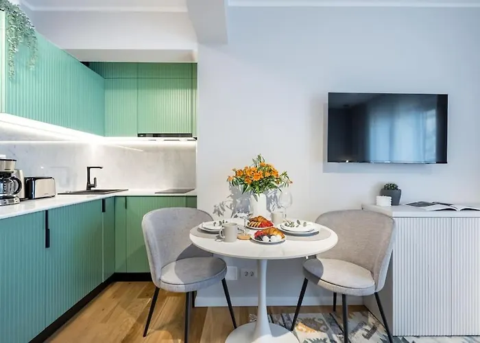 Stunning Views Luxury Bucureşti