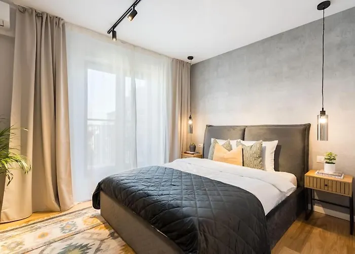 Stunning Views Luxury 布加勒斯特